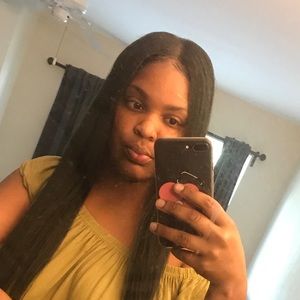 Meet your Posher, Kayla